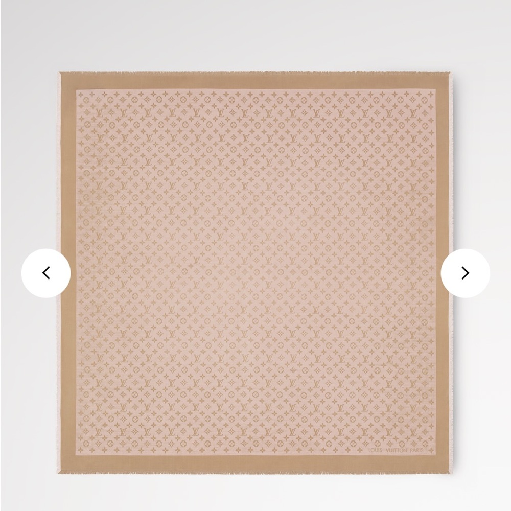 Louis Vuitton Monogram Shawl - Picture 6 of 11